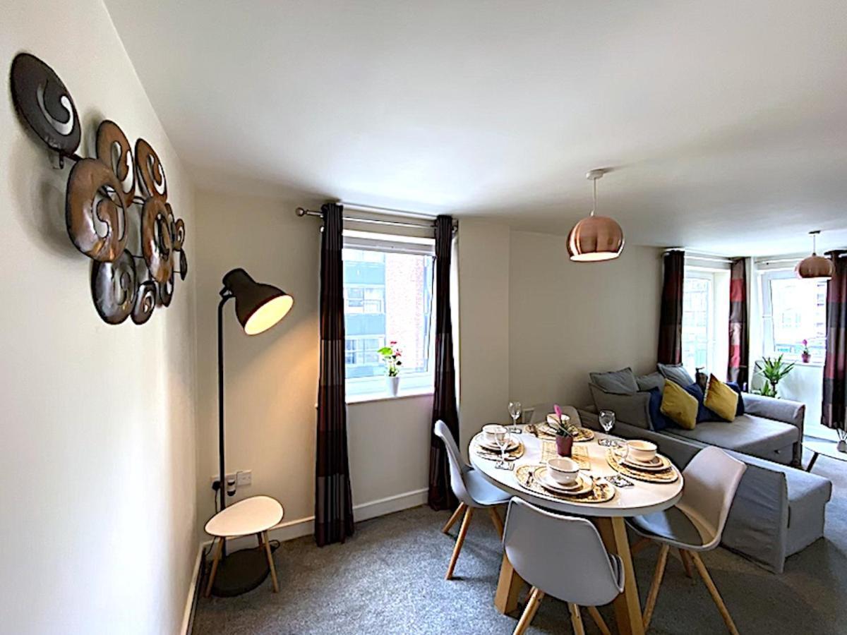 Stylish Two Bed City Apartment With Secure Parking Southampton Exteriér fotografie