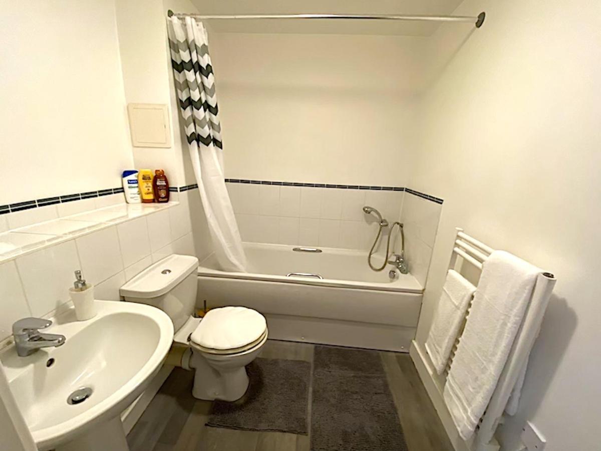 Stylish Two Bed City Apartment With Secure Parking Southampton Exteriér fotografie