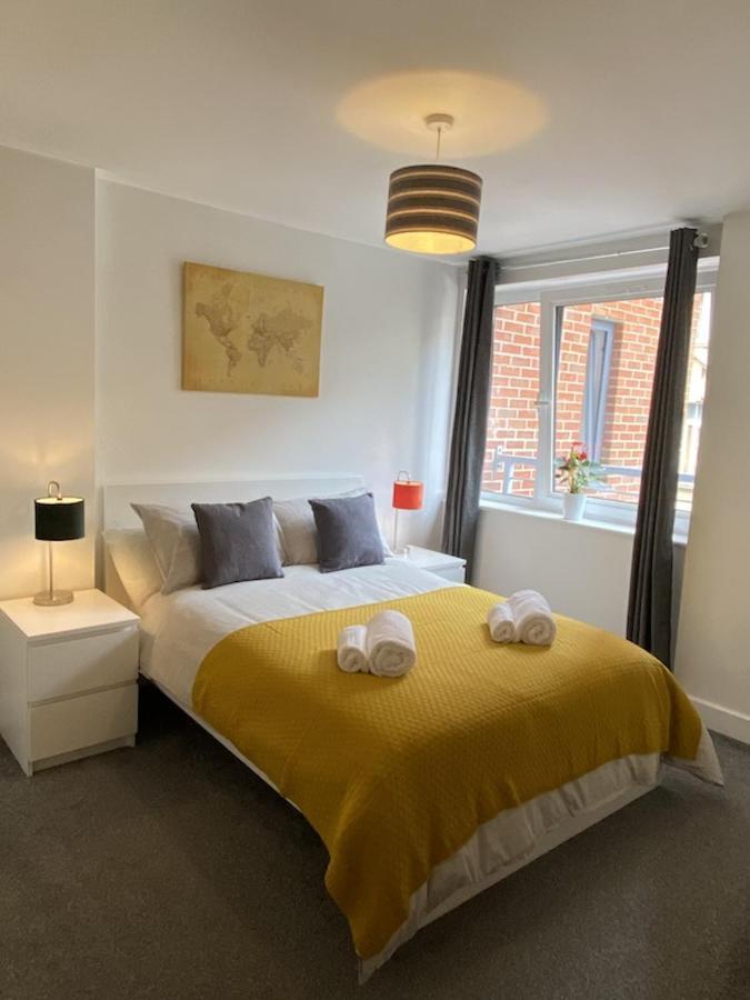 Stylish Two Bed City Apartment With Secure Parking Southampton Exteriér fotografie