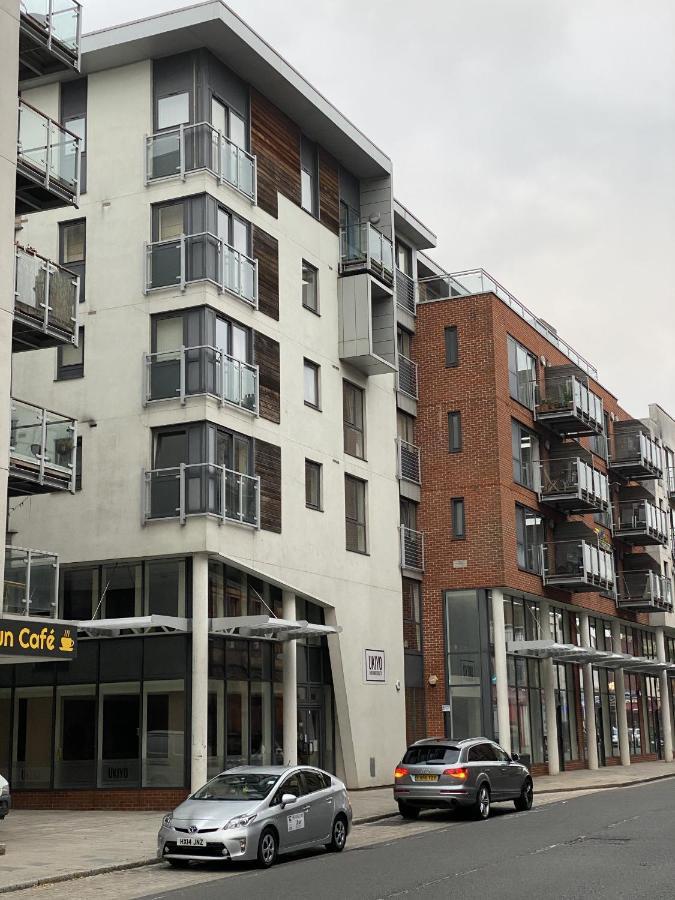 Stylish Two Bed City Apartment With Secure Parking Southampton Exteriér fotografie